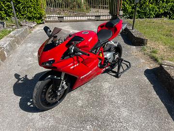 Ducati 848