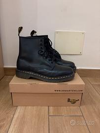 dr martens uomo taglia 42