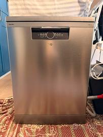 Lavastoviglie Beko B Pro 500 - Libera argento