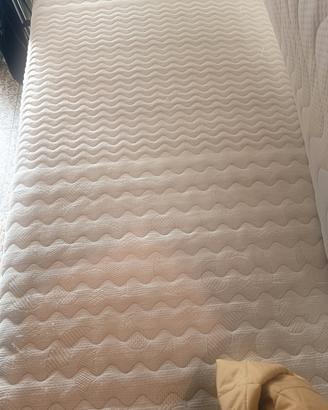 materasso singolo ortopedico in memory foam