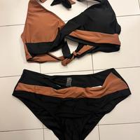 Costume da bagno a due pezzi