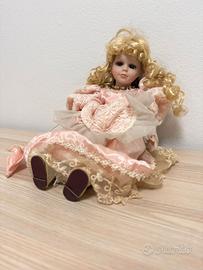 Bambola di porcellana vintage – come nuova, 27 cm