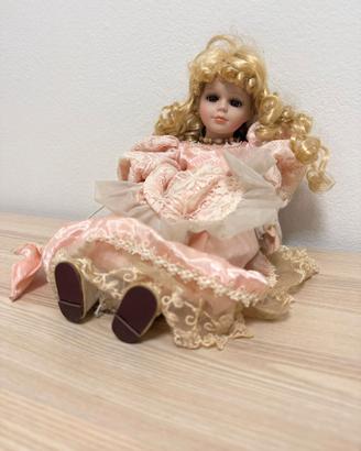Bambola di porcellana vintage – come nuova, 27 cm