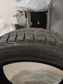 4 Pirelli invernali 225/50 r18 99h