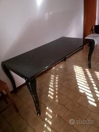 TAVOLO IN VETRO