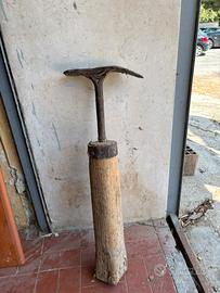 Incudine da calzolaio.