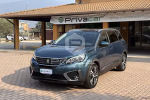PEUGEOT 5008 BlueHDi 130 S&S EAT8 Allure