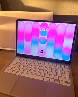 Apple MacBook Neo 13”