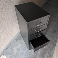 Cassettiera scrivania  con rotelle 