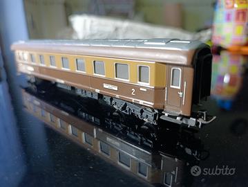 Märklin 4036 – Vagone FS "Castano-Isabella" 2ª Cl