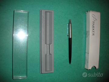Annuncio Penna Parker Jotter