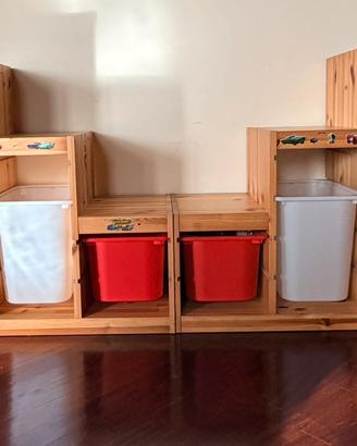 Mobile con contenitori per giocattoli ikea