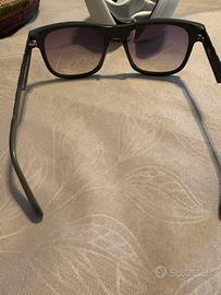 Occhiali da sole opposit