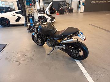 ducati Monster 696