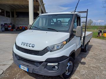 Iveco daily 35-110 cassone fisso 3,9 metri, clima
