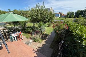 VILLA A SCHIERA A PAULLO