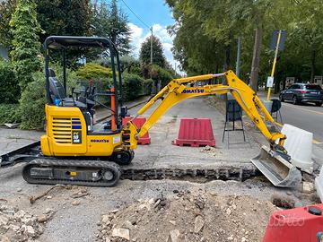 Miniescavatore Komatsu PC18MR Attaco Rapido 3Benne