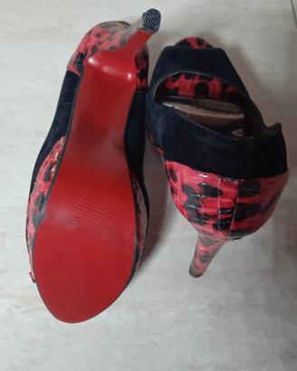 Scarpe donna con tacco alto 