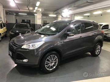 Ford Kuga 2.0 TDCI 163 CV 4WD Powershift Titanium 