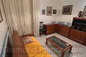 Casa semindipendente con cortile a Giarre