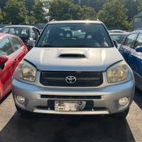 TOYOTA RAV 4 DAL 2011 PER RICAMBI