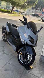Yamaha Tmax 500