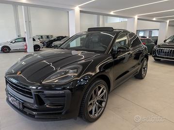 PORSCHE Macan 2.0