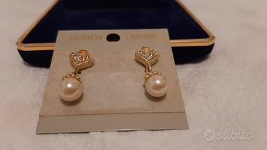 Orecchini vintage con perla artificiale