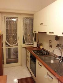Stanza conca d'oro-in app. con terrazzo