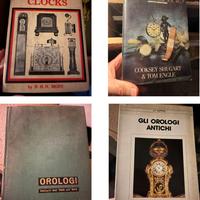 Lotto 4 libri sugli orologi antichi da collezione