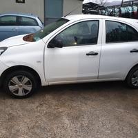 Nissan micra 1.0b 2015