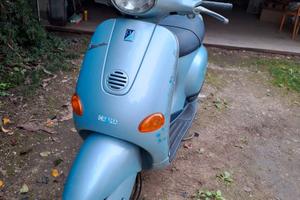 Piaggio Vespa 50 ET4 - 2005