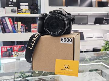 Panasonic Lumix Leica FZ2000 Fotocamera - PROMO