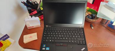 Lenovo ThinkPad X230 (o X220) – Intel i5 - Portati