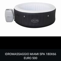 Piscina Idromassaggi 