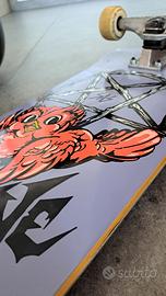 Skateboard 8.5" con accessori vari