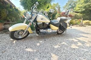 Suzuki intruder 1500 LC