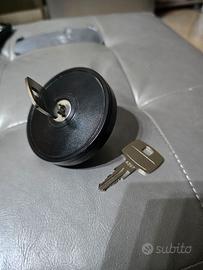 Tappo serbatoio carburante
