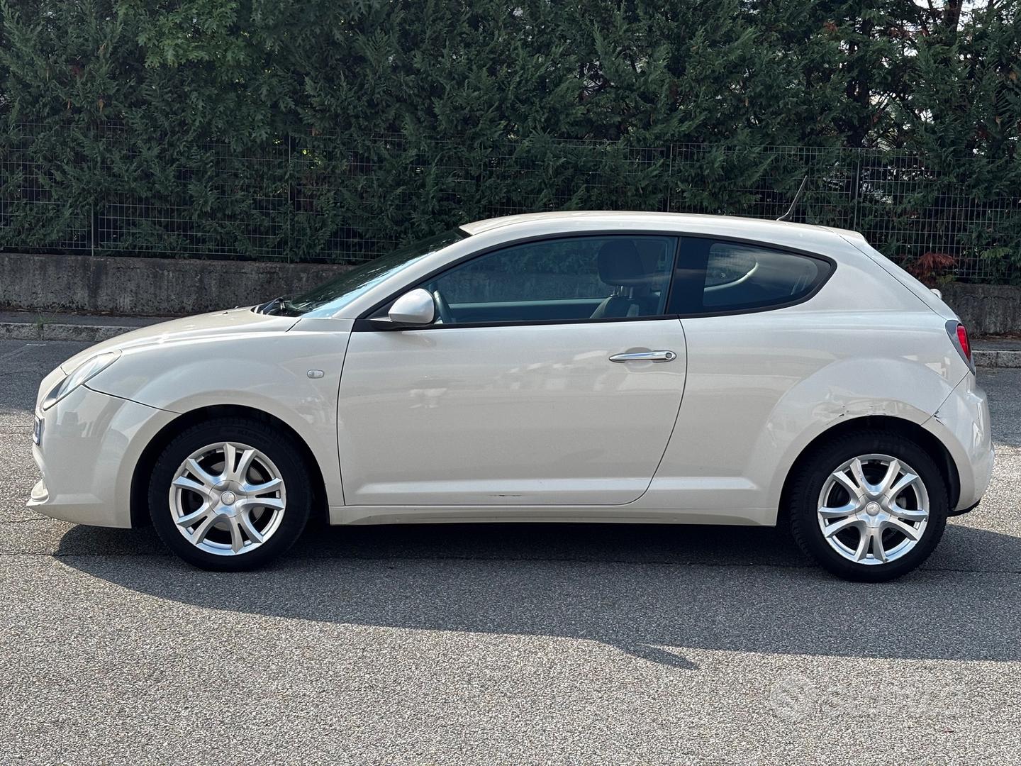 Alfa Romeo Mito 2012 photo 3