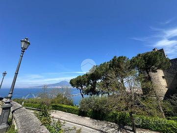 RUSTICO A CASTELLAMMARE DI STABIA