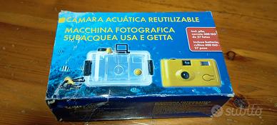 macchina fotografica subacquea 