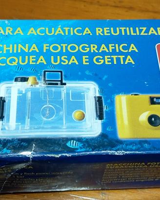 macchina fotografica subacquea 
