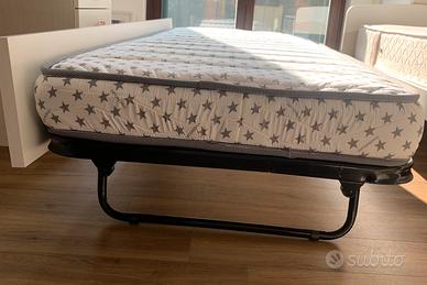 Brandina con materasso