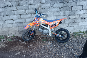 Pit bike 125 4 tempi non immatricolata