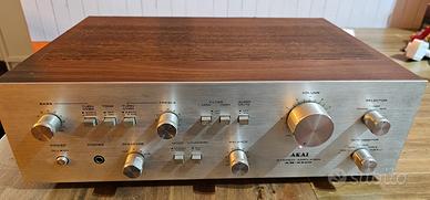 Amplificatore Akai AM 2400