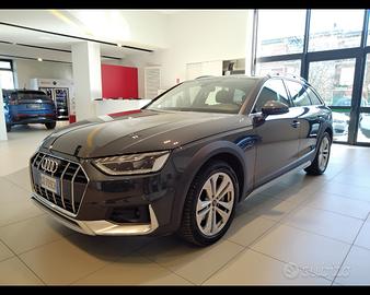 AUDI A4 V 2019 Allroad Quattro - A4 Allroad 40 2.0