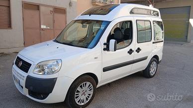 Fiat Doblò omologato per il trasporto disabili