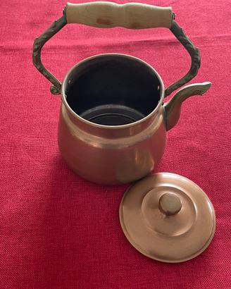 Teiera in rame da cucina