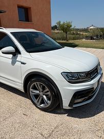 Tiguan r line sport 1.5 tsi 131 cv