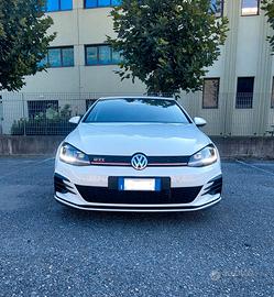 Volkswagen  Golf gti 7.5 performance